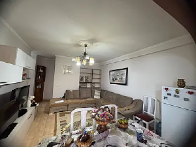 Jepet Me Qera Apartament 1+1 – 350€ – Durrës – I mirë — Durrës - Foto 2