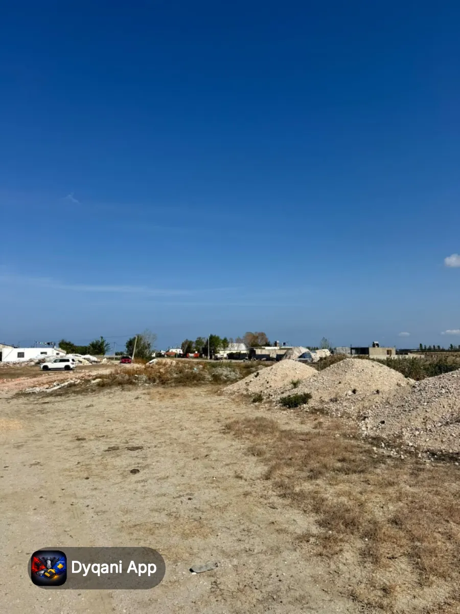Shiten 9 dylymë tokë në Spitallë – 37,000€ – Durrës – I ri — Durrës - Foto 7