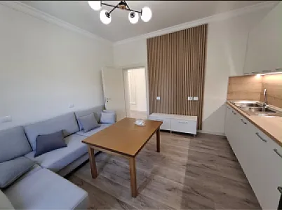 Jepet Me Qera Apartament 1+1 – 35,000 Lek – Durrës – I ri — Durrës - Foto 1