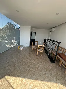 Dyqan me qira 45 m² afer – 20,000 Lek – Tiranë – I mirë — Tiranë - Foto 3