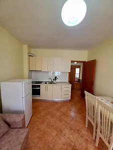 Apartament 1+1 me Qira – 30,000 Lek – Durrës – I shkëlqyer — Durrës - Foto 2