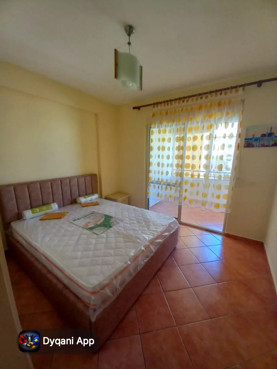 Apartament 1+1 me Qira – 30,000 Lek – Durrës – I shkëlqyer — Durrës - Foto 3