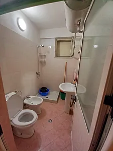 Apartament 1+1 me Qira – 30,000 Lek – Durrës – I shkëlqyer — Durrës - Foto 6