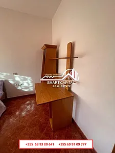 Jepet Me Qera Apartament 2+1 Pranë Kryqit – 40,000 Lek — Vlorë - Foto 3
