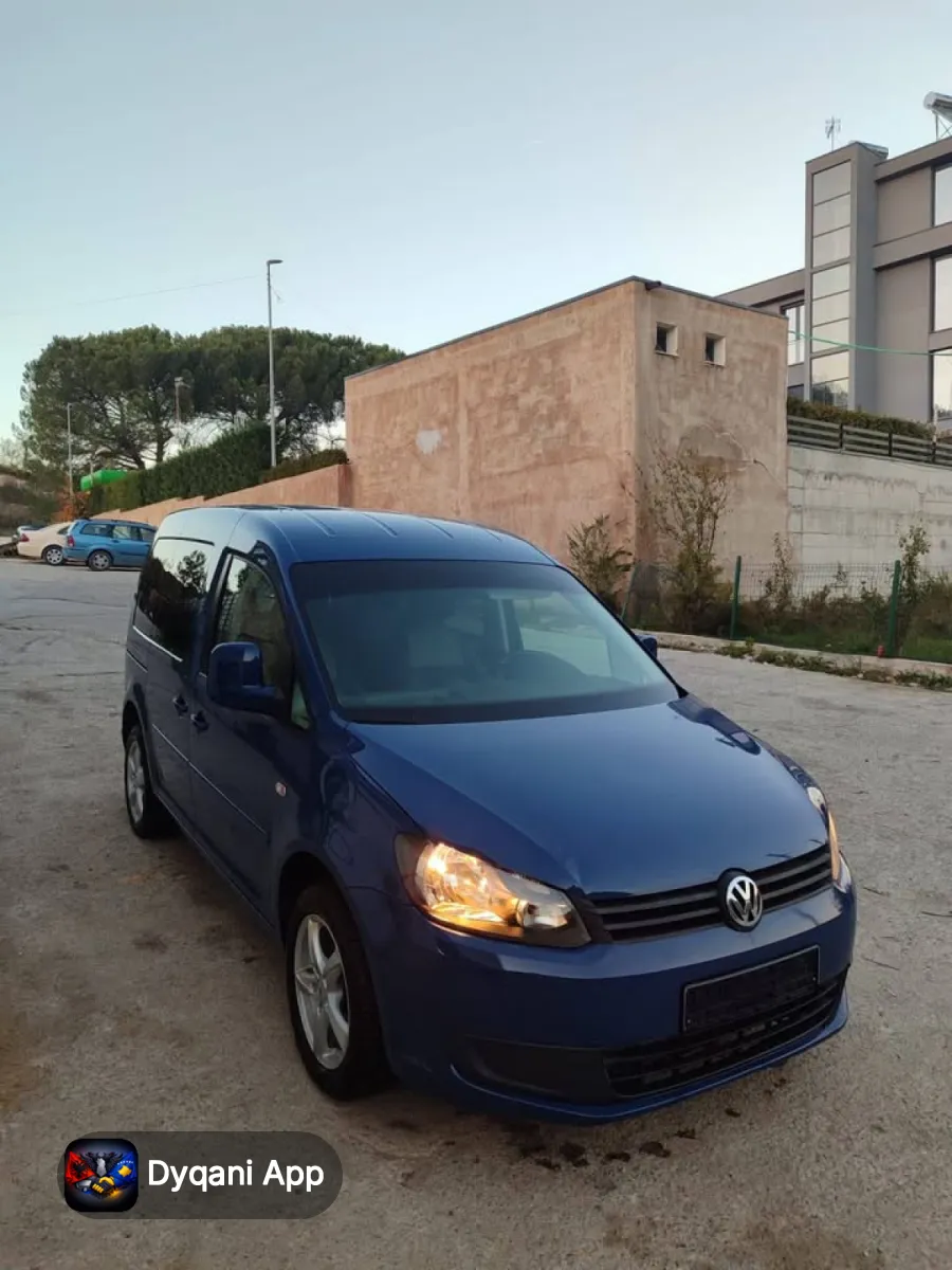 Volkswagen Caddy 2016, 1.6 Naftë 105 – 7,600€ – Tiranë — Tiranë - Foto 1