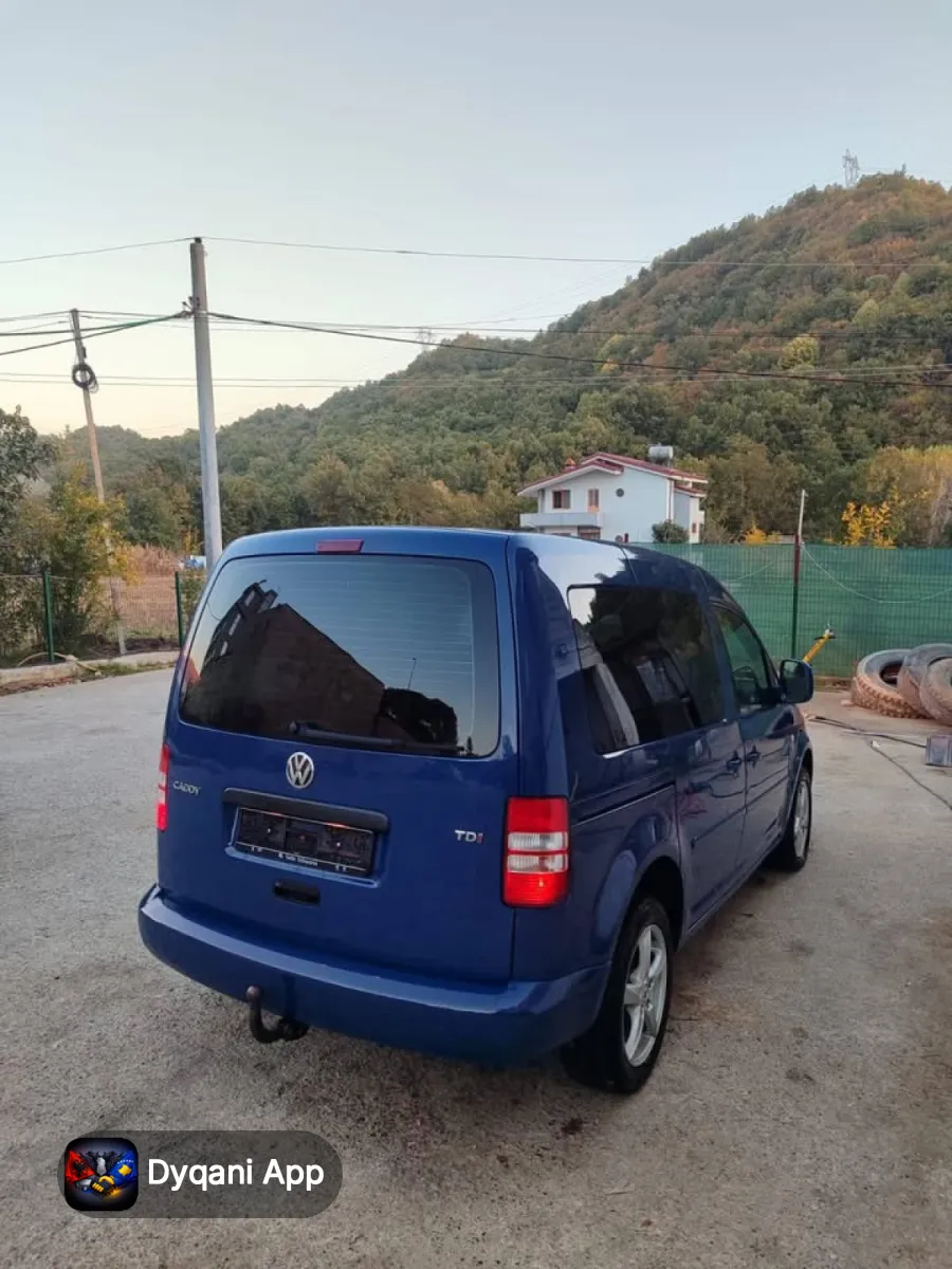 Volkswagen Caddy 2016, 1.6 Naftë 105 – 7,600€ – Tiranë — Tiranë - Foto 2