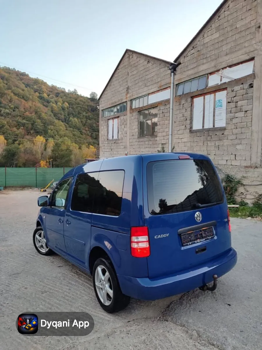 Volkswagen Caddy 2016, 1.6 Naftë 105 – 7,600€ – Tiranë — Tiranë - Foto 5