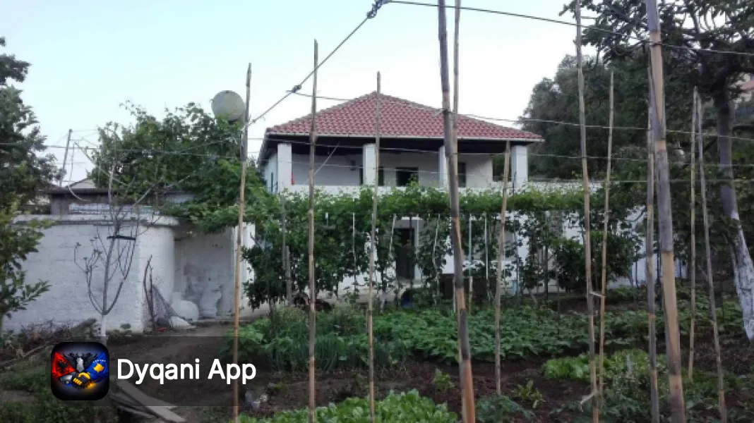 Shtëpi private në periferi të Tiranës, – 11M Lek – I mirë — Tiranë