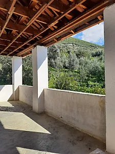 Shtëpi private në periferi të Tiranës, – 11M Lek – I mirë — Tiranë - Foto 2