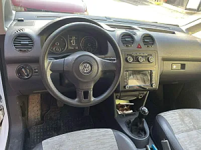 Shitet Pikapi VW Caddy 2012, 1.6 dizell – Gjakovë – I mirë — Gjakovë - Foto 7
