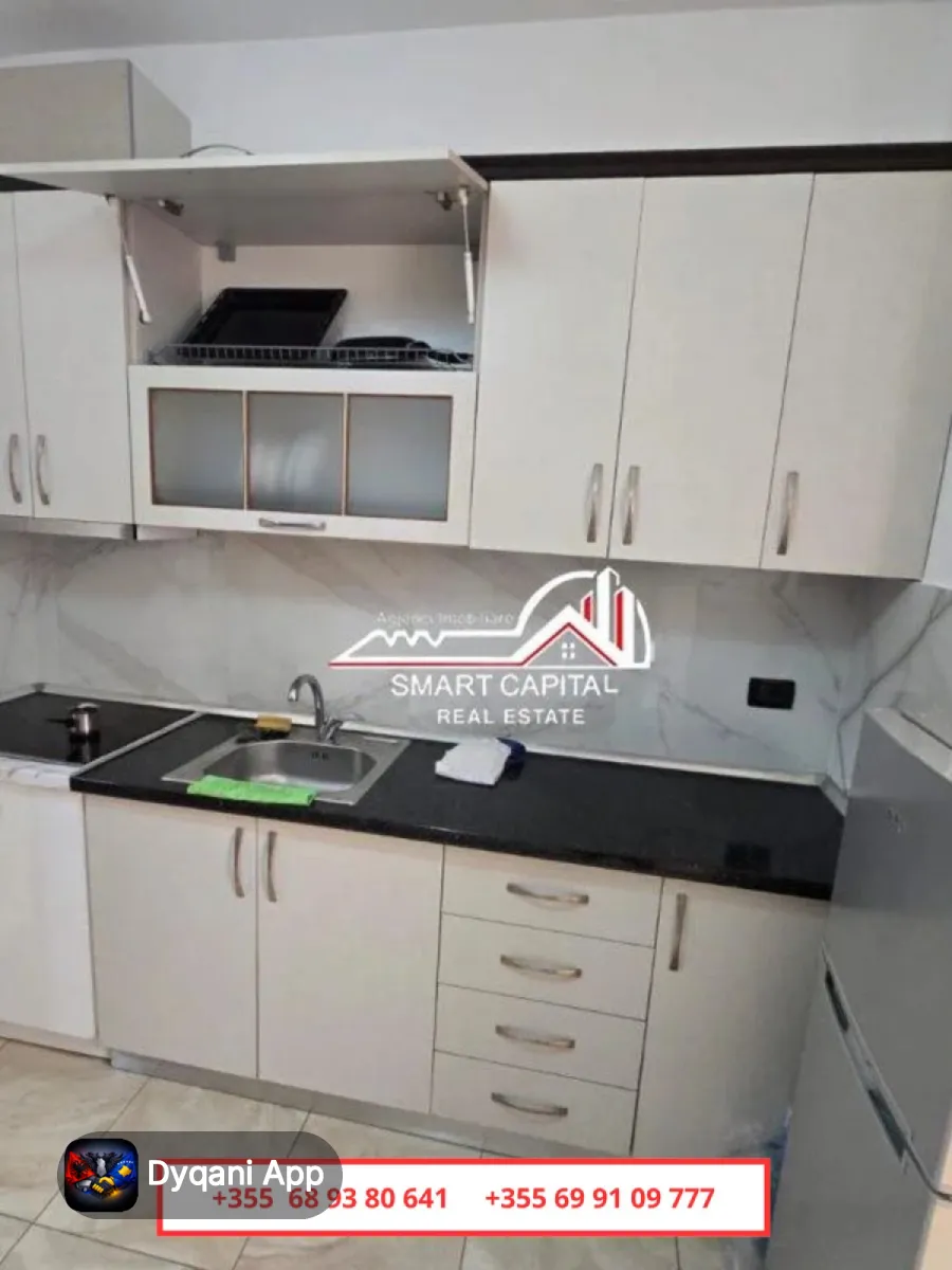 Garsoniere Me Qera Afer Shkollës – 25,000 Lek – Vlorë — Vlorë - Foto 4