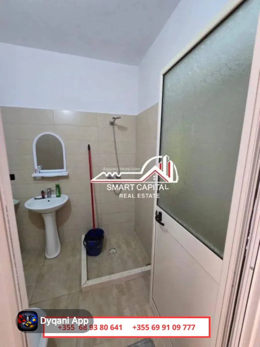 Garsoniere Me Qera Afer Shkollës – 25,000 Lek – Vlorë — Vlorë - Foto 6