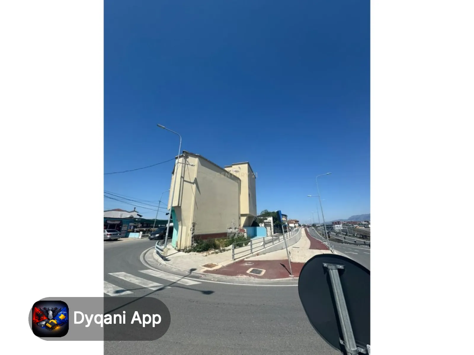 Jepet me Qera Ambient Komercial – 250,000 Lek – Tiranë — Tiranë - Foto 4