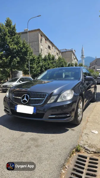 Shitet Mercedes Benz E Class – 550,000 Lek – Tiranë — Tiranë