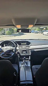 Shitet Mercedes Benz E Class – 550,000 Lek – Tiranë — Tiranë - Foto 6