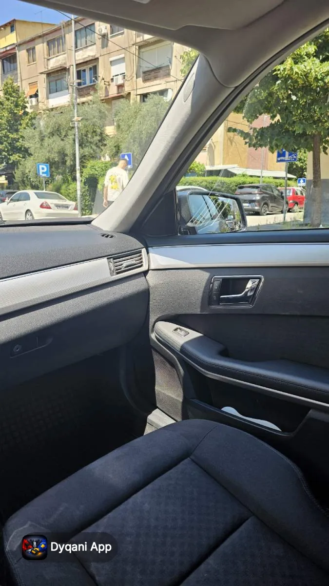 Shitet Mercedes Benz E Class – 550,000 Lek – Tiranë — Tiranë - Foto 7
