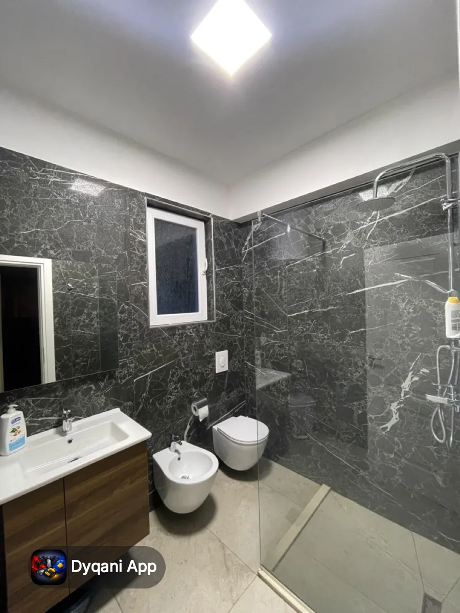Jepet me qera apartament 1+1 – 40,000 Lek – Durrës – I ri — Durrës - Foto 6