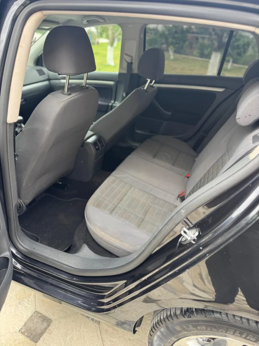 Shitet Volkswagen golf 5 1.9 Nafte - Foto 7