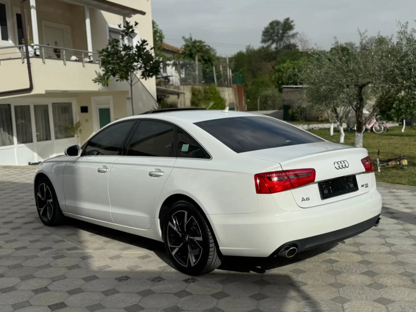 Shitet Audi A6 viti 2014 — në Tiranë · Si i ri - Foto 6