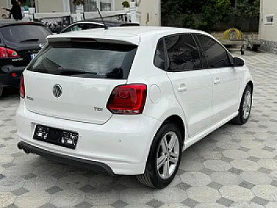 Shitet Volkswagen polo R line viti 2013 - Foto 8