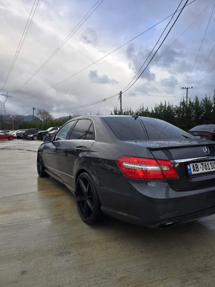 Mercedez Benz E class 2012 - Foto 5
