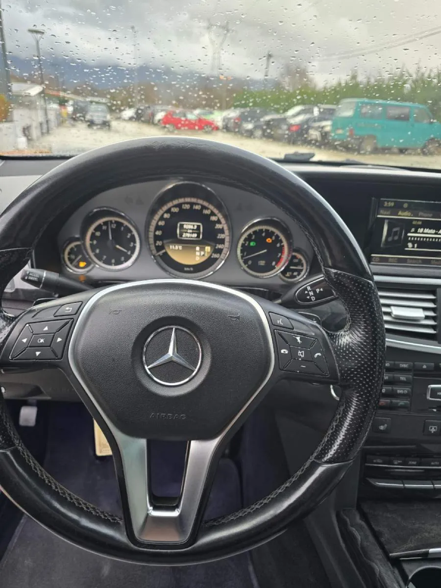 Mercedez Benz E class 2012 - Foto 10