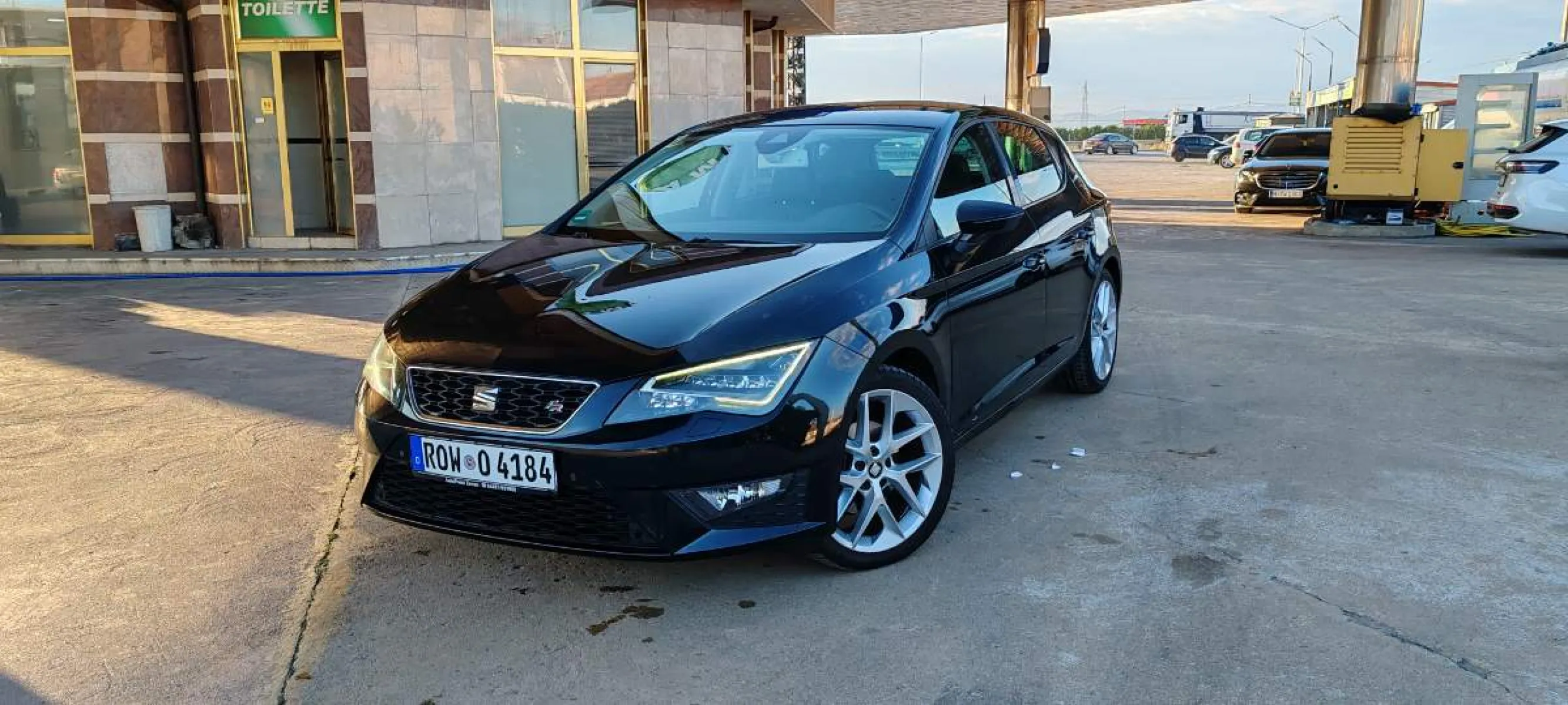 seat Leon Fr 2.0 automatik top Gjendje 150 ps me dogan te paguar - Foto 1