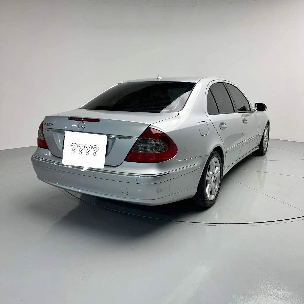 E CLASS FULL OPSION — në shitje · në Shkodër · Si i ri - Foto 3