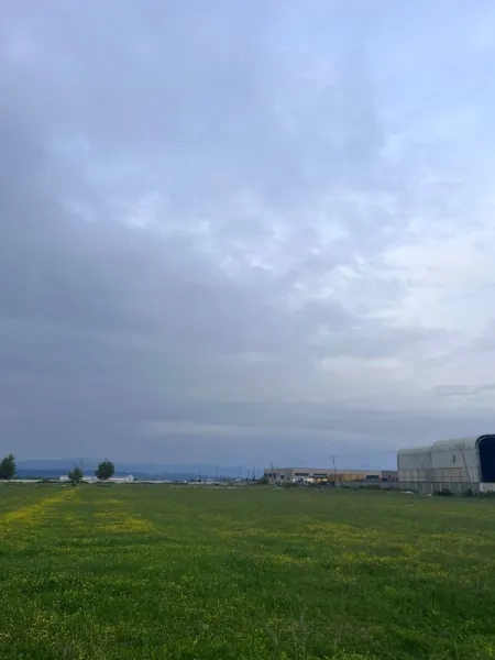 Shitet 8600m2 toke ne Fllake