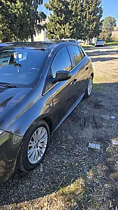 fiat bravo 1.4 t-jet  gaz benzine - Foto 8