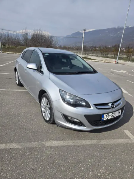 Opel Astra 2014 — në shitje · në Istog · Gjendje e shkëlqyer
