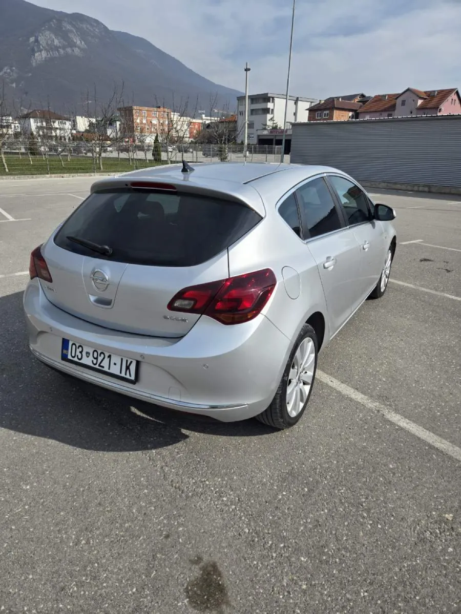 Opel Astra 2014 — në shitje · në Istog · Gjendje e shkëlqyer - Foto 4