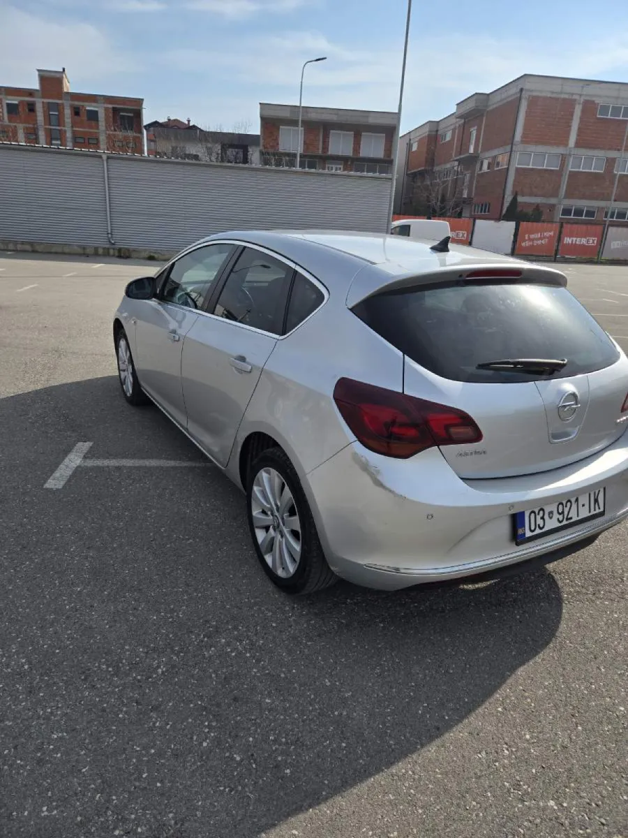 Opel Astra 2014 — në shitje · në Istog · Gjendje e shkëlqyer - Foto 5