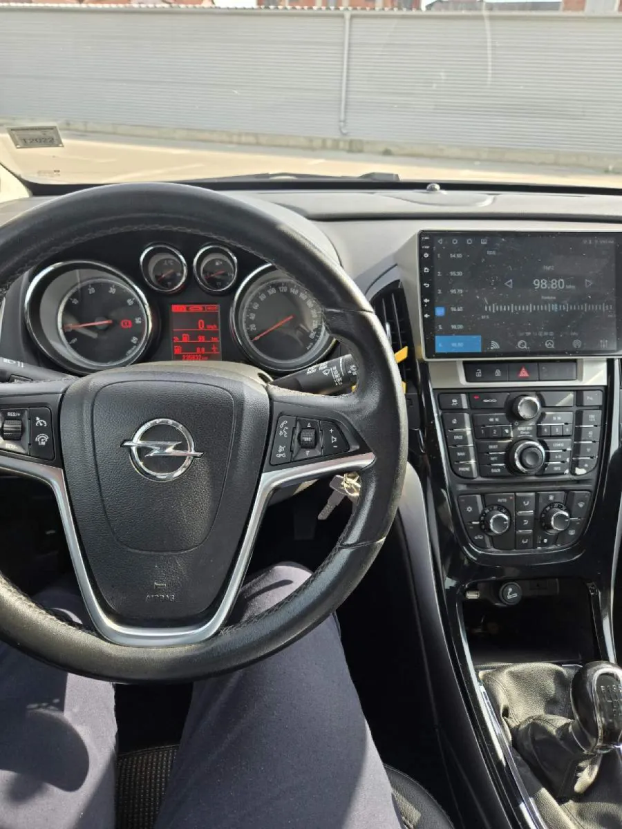 Opel Astra 2014 — në shitje · në Istog · Gjendje e shkëlqyer - Foto 6