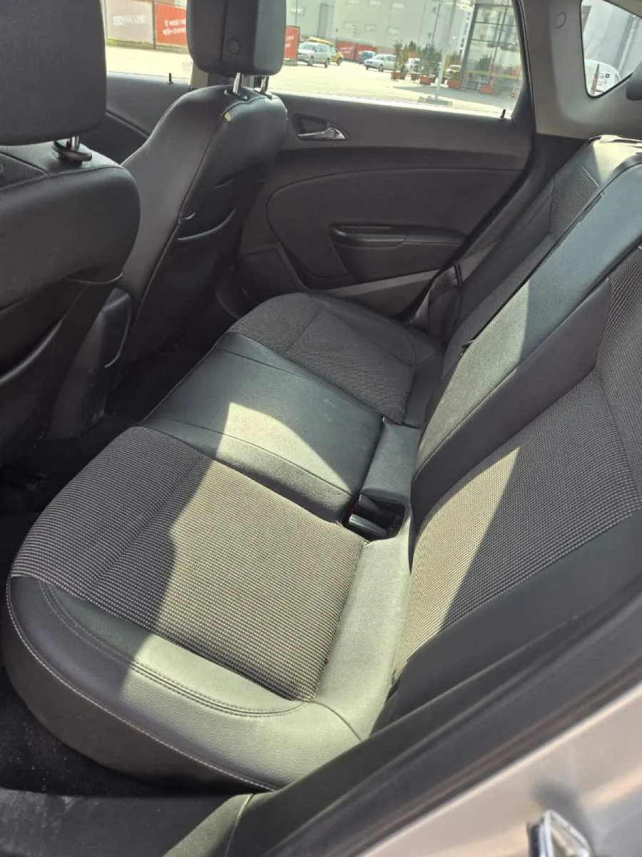 Opel Astra 2014 — në shitje · në Istog · Gjendje e shkëlqyer - Foto 8