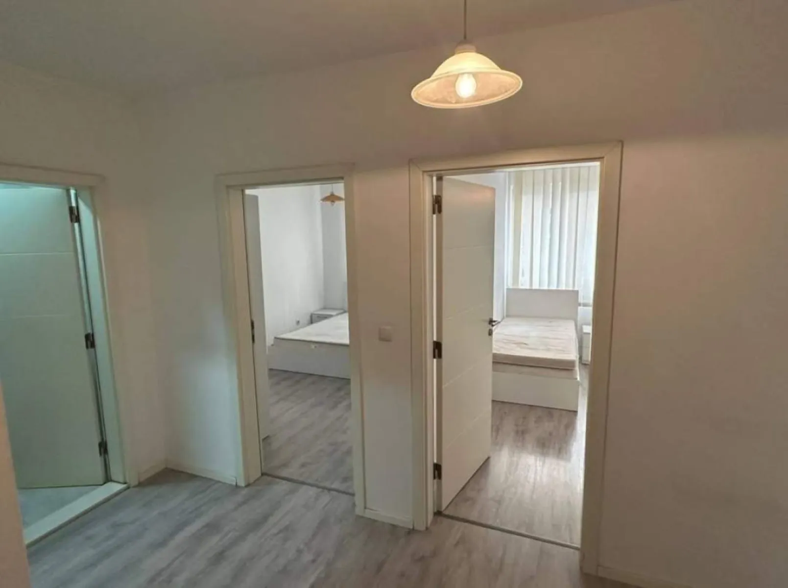 Shitet banesa 92m2 në Fushë Kosovë - Foto 3