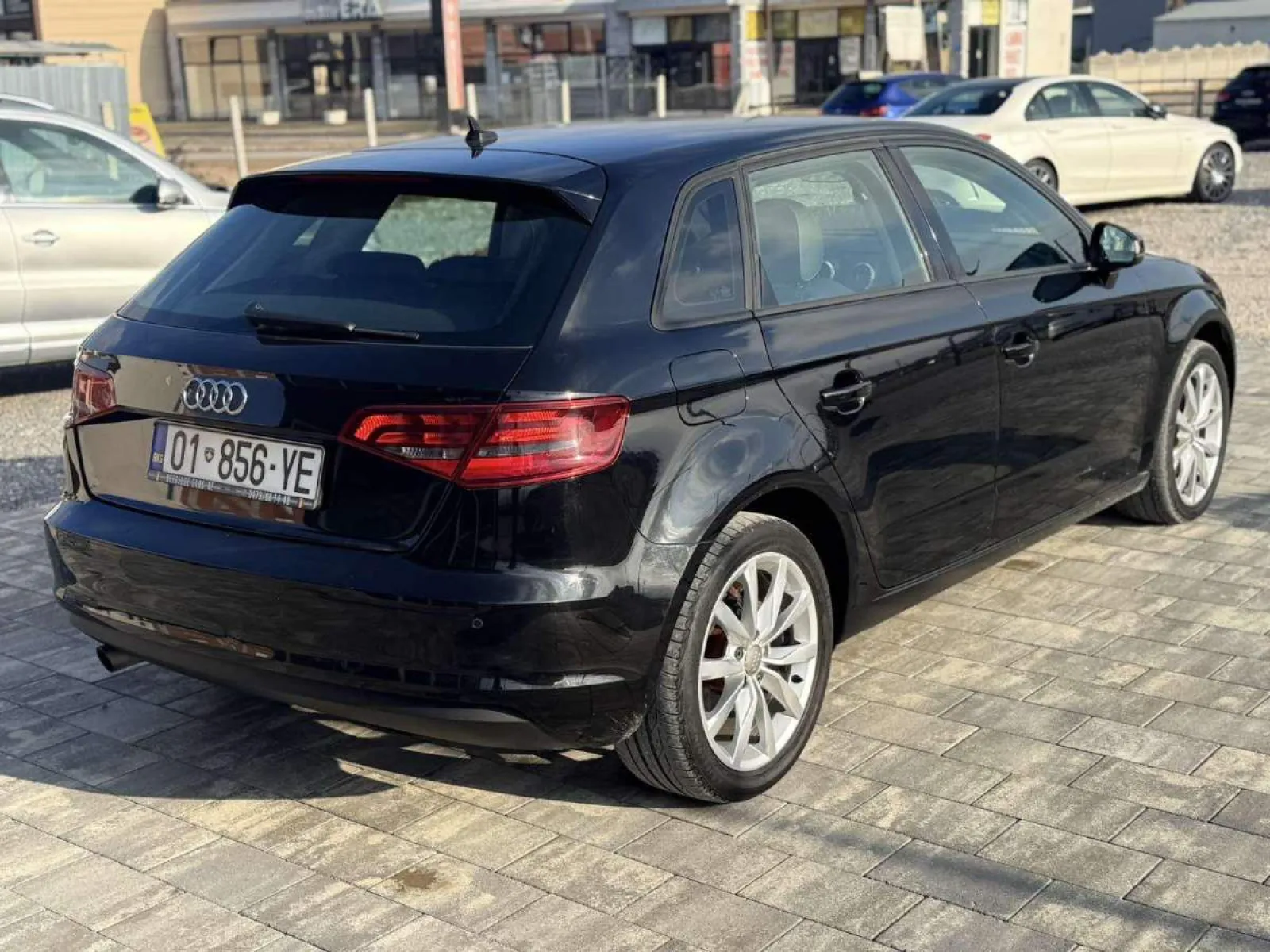 audi a3  automatik 1.6 tdi s- line  sporback  190000km - Foto 1