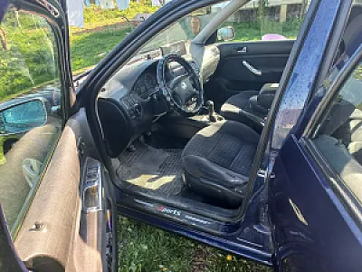 shitet gollf 4 1.9 2 tkuqe rks 1 vit ngjendje prefekte - Foto 4