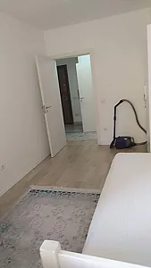 Shitet banesa 3+1 në Fushë Kosovë - Foto 3