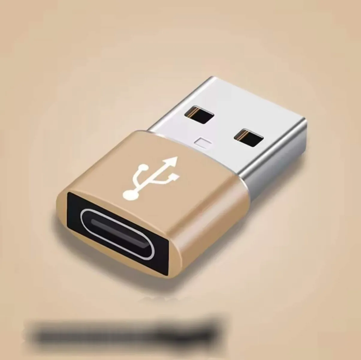 convertues USB ne USC — Kompjuter / Laptop · në shitje · në Prishtinë - Foto 1