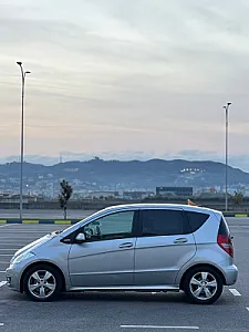 A Clas 200 Nafte — me qira · në Durrës · Gjendje e shkëlqyer - Foto 3