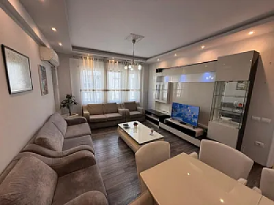 Shitet apartament 2+1+2 tek Kopshti Zoologjik - Foto 1
