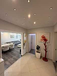 Shitet apartament 2+1+2 tek Kopshti Zoologjik - Foto 4