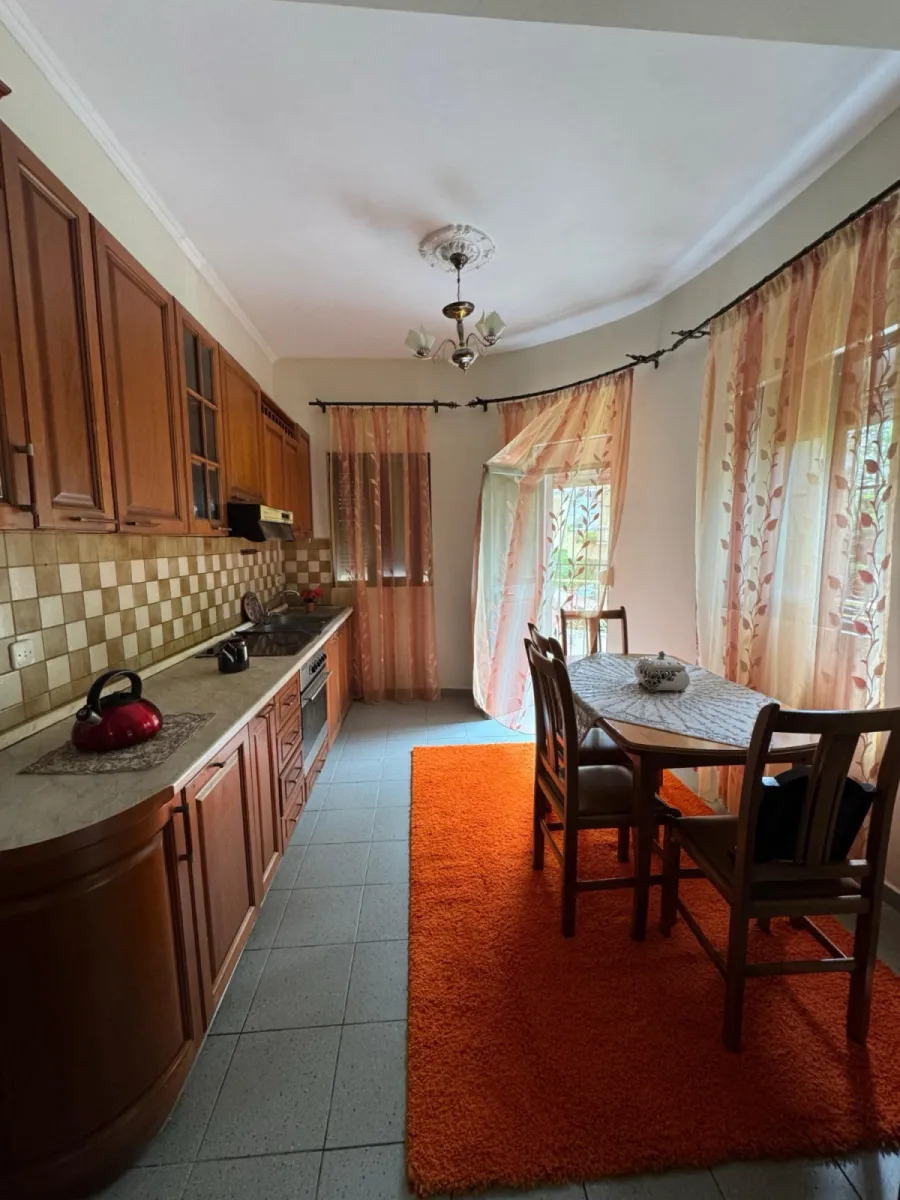 Shitet apartament 3+1 ne Selite - Foto 4