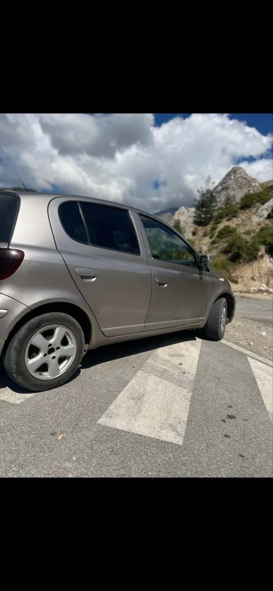 Shitet toyota Yaris cmimi i diskutueshem - Foto 6
