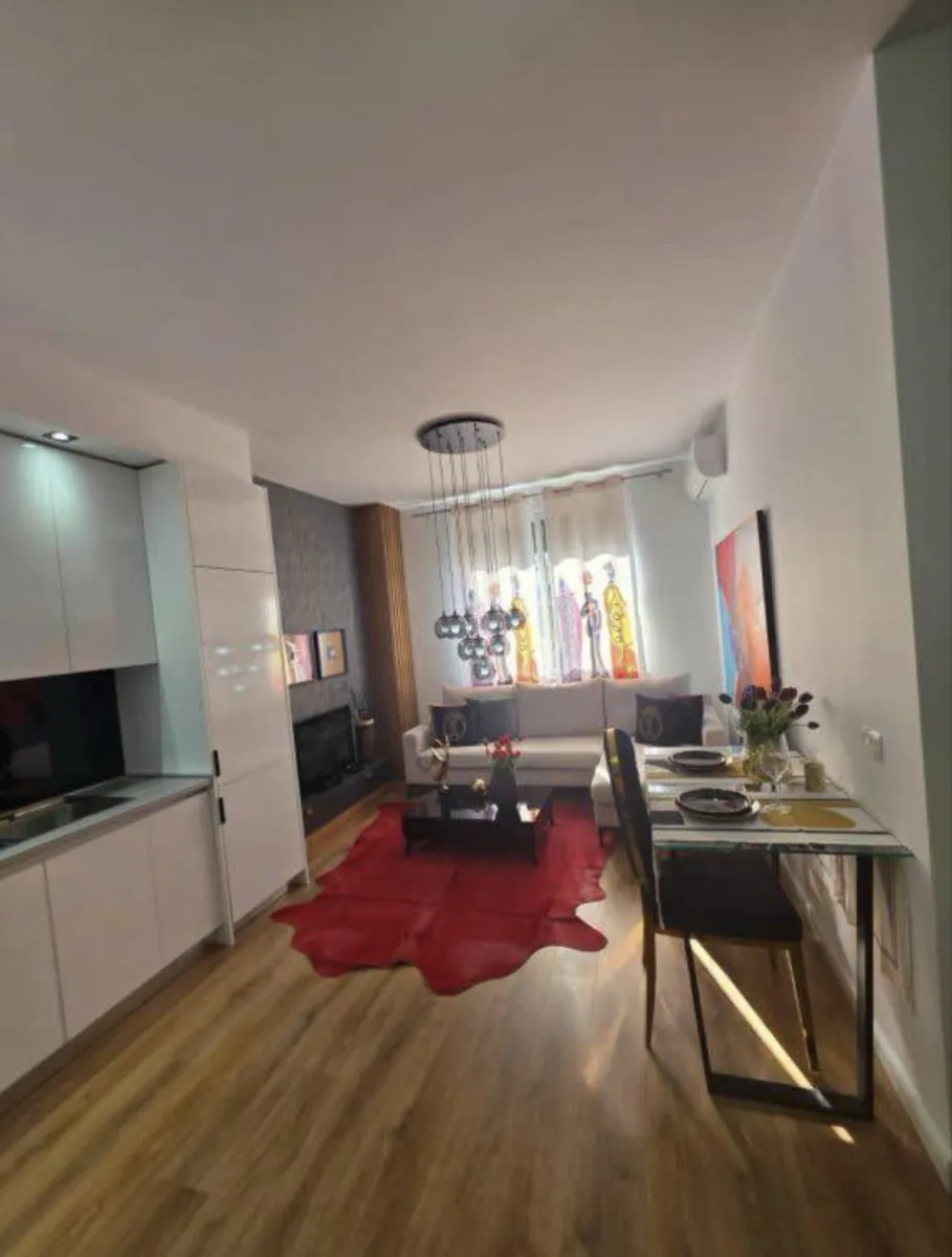 Shitet Apartament 1+1  63m2 te mozaiku - Foto 6