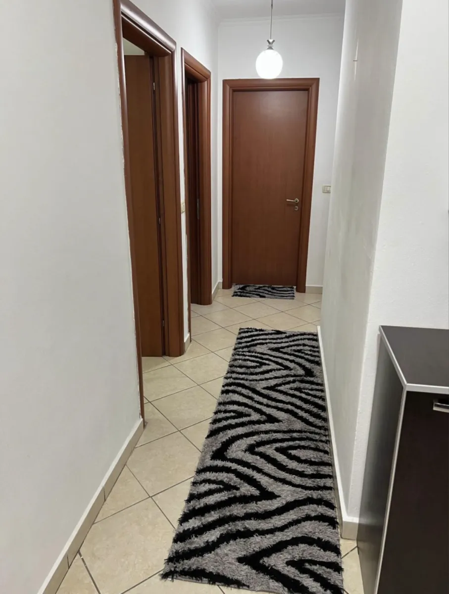 Jepet me qera Komuna Parisit 2+1+2 ballkone - Foto 5