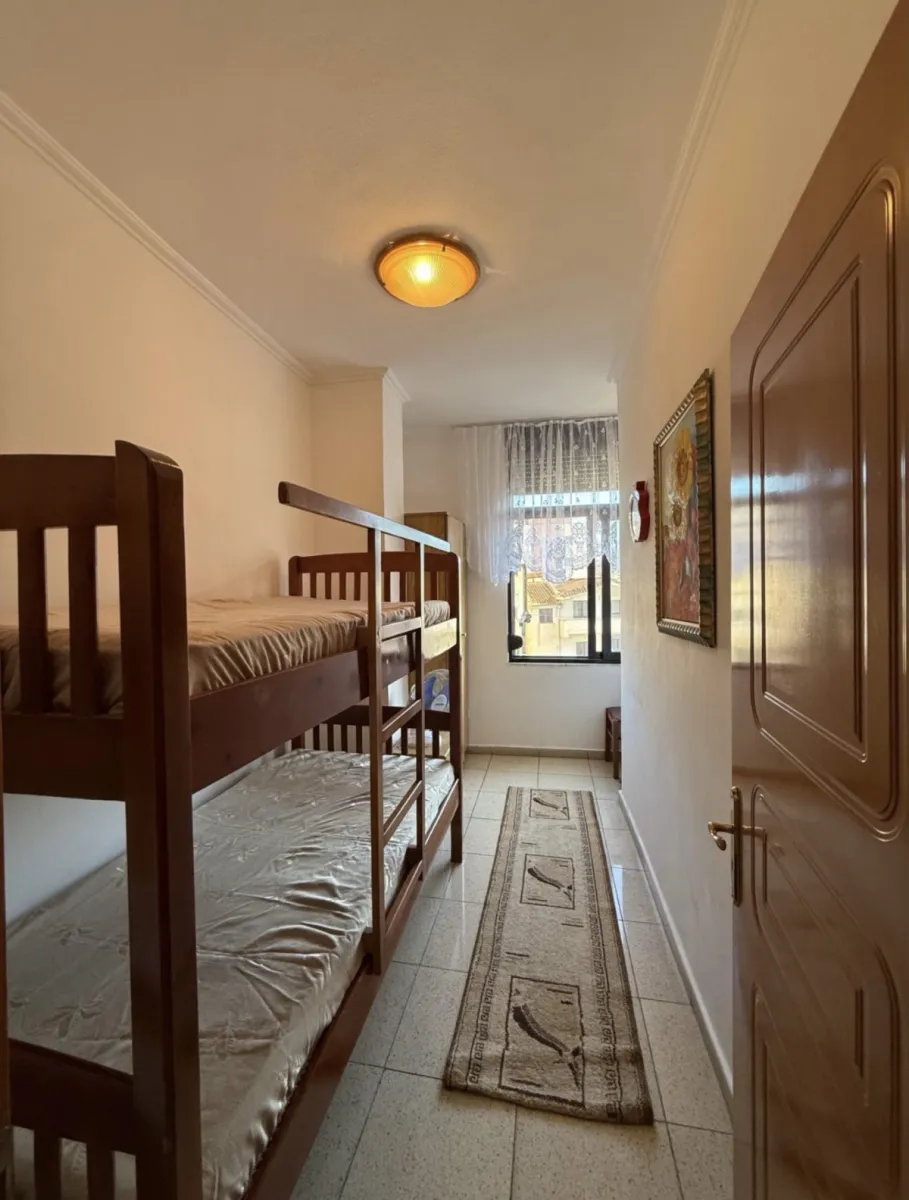 Jepet me qira apartament 2+1 – Qendër Durres - Foto 4