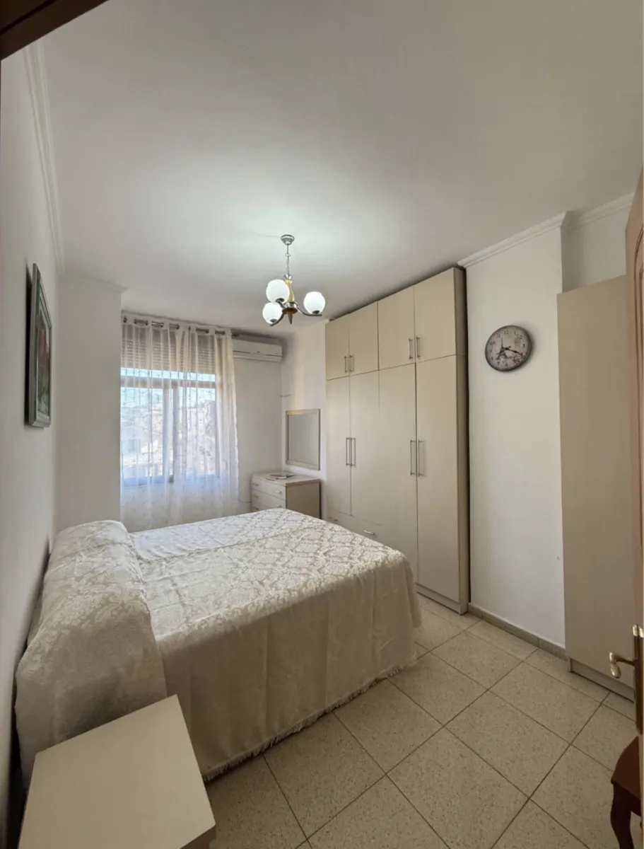 Jepet me qira apartament 2+1 – Qendër Durres - Foto 5