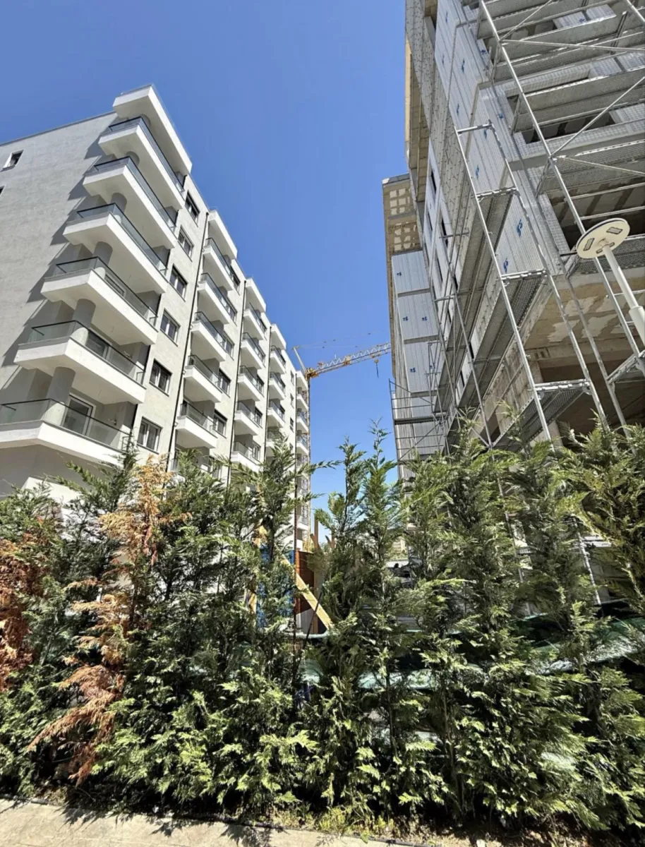 Shitet Apartament 1+1, Golem! 105.000€ - Foto 1